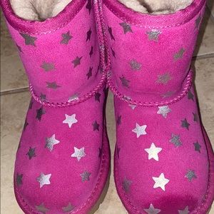 Ugg toddler boots